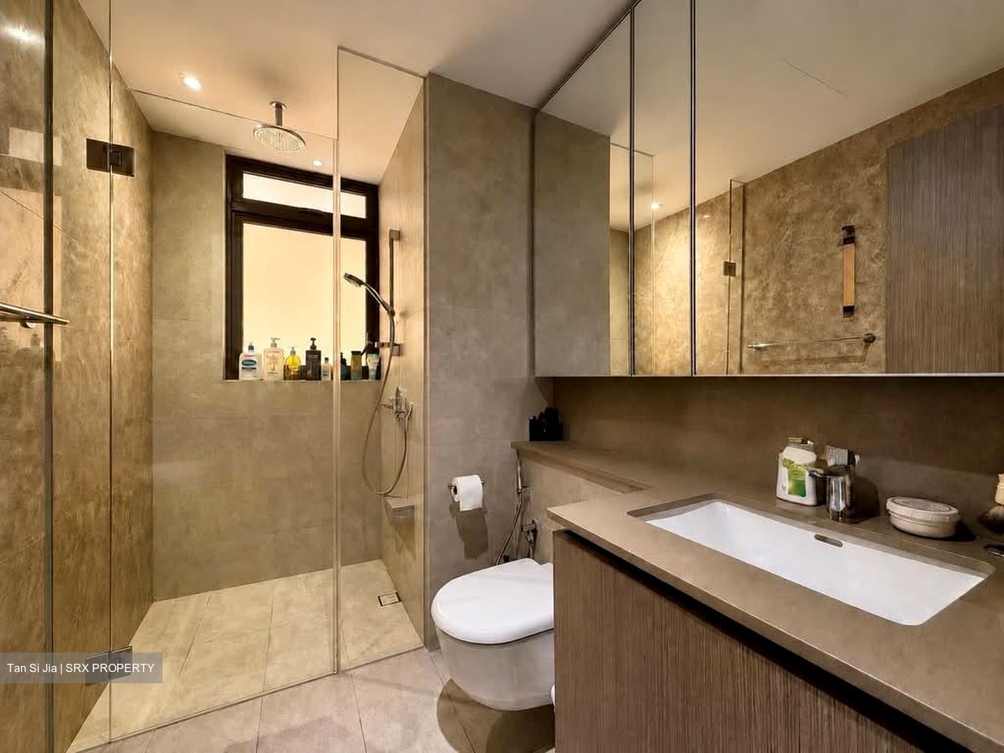 Seaside Residences (D15), Apartment #558032581